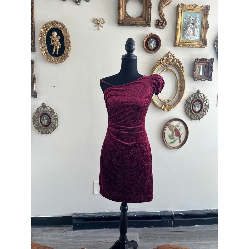 Aidan‎ Mattox Burgundy Embossed Velvet One-Shoulder Mini Dress Wine Red Sz 2